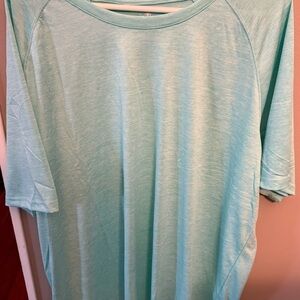 Aruba Blue Heather Swim Tee.  Relaxed Fit 3/4 Sleeve T-Shirt